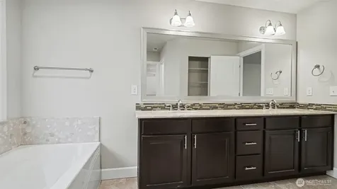 17321 40th Avenue SE Bothell WA 98012