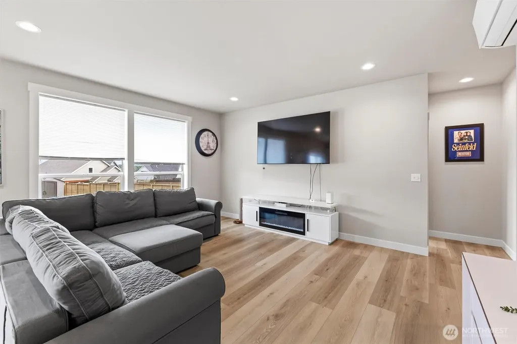2193 Lagerwey Circle Lynden WA 98264
