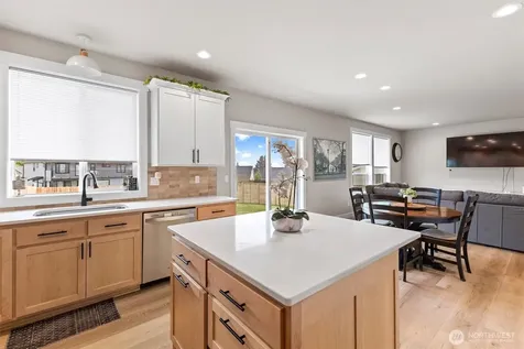 2193 Lagerwey Circle Lynden WA 98264