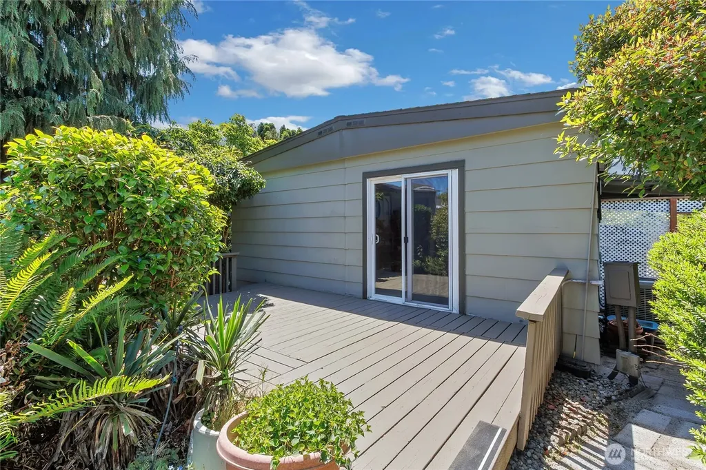 2101 S 324th Street Federal Way WA 98003