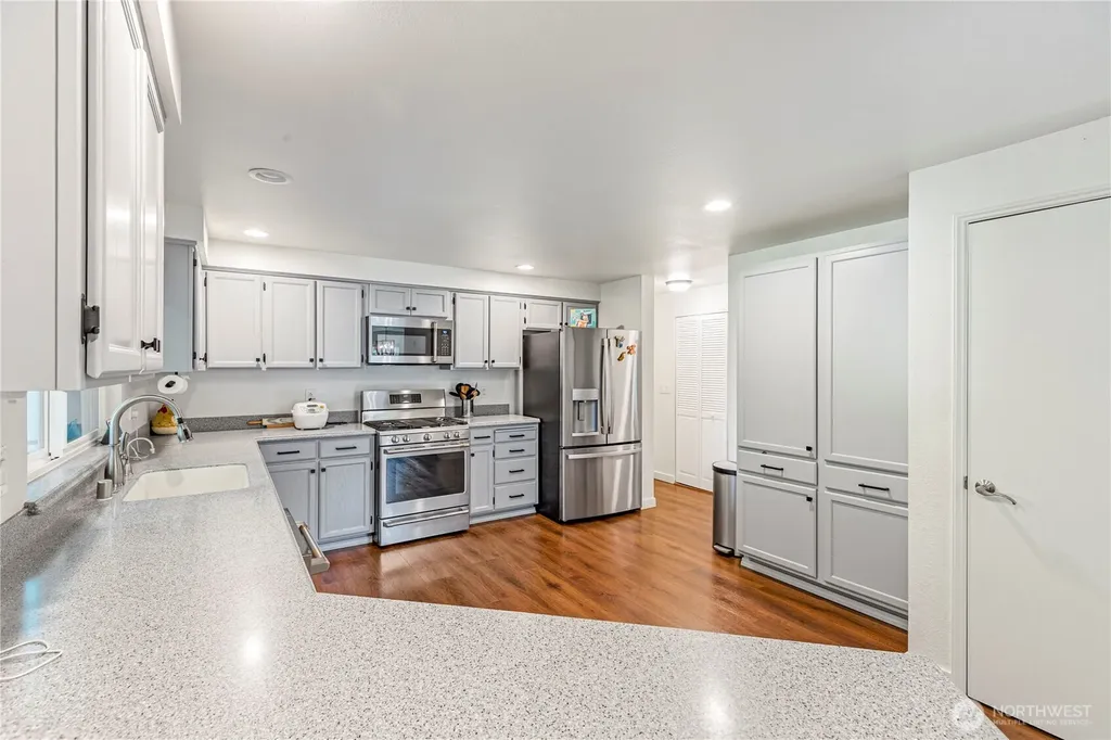7310 Grove Street Marysville WA 98270
