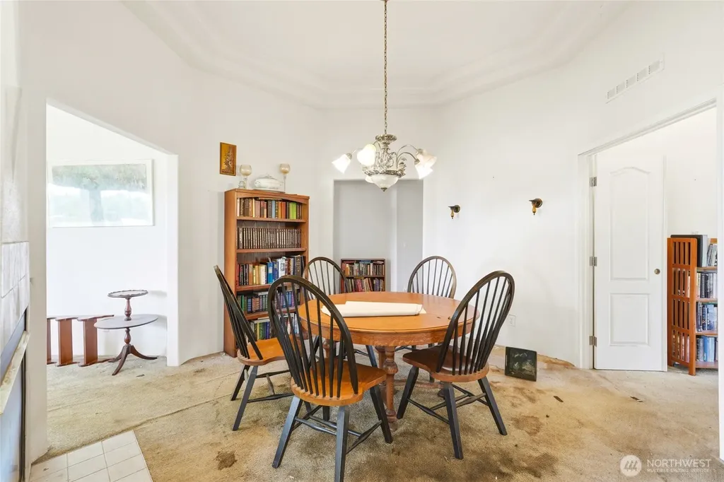 162 W Frostad Road Oak Harbor WA 98277