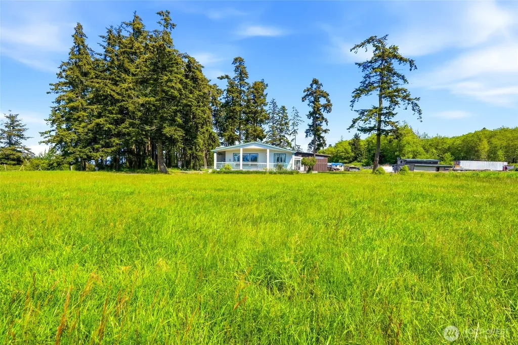 162 W Frostad Road Oak Harbor WA 98277