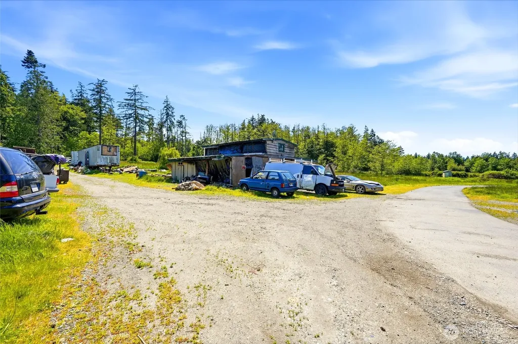162 W Frostad Road Oak Harbor WA 98277