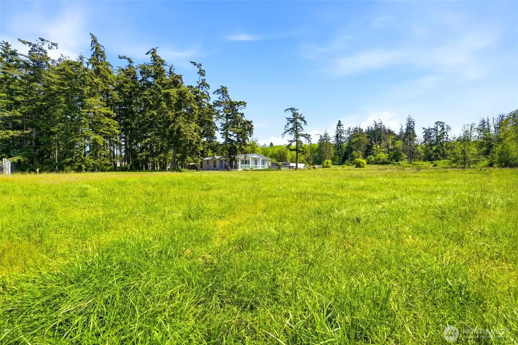 162 W Frostad Road Oak Harbor WA 98277