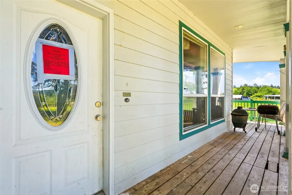 162 W Frostad Road Oak Harbor WA 98277