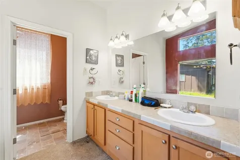 162 W Frostad Road Oak Harbor WA 98277