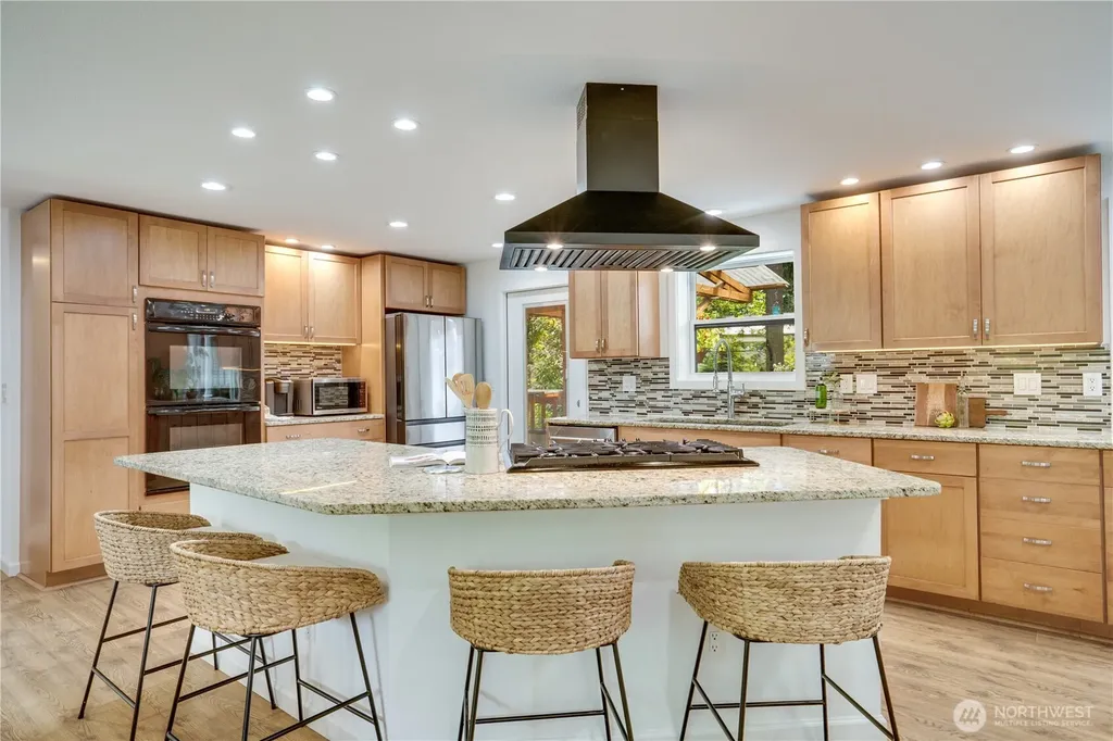 19026 63rd Street E Lake Tapps WA 98391
