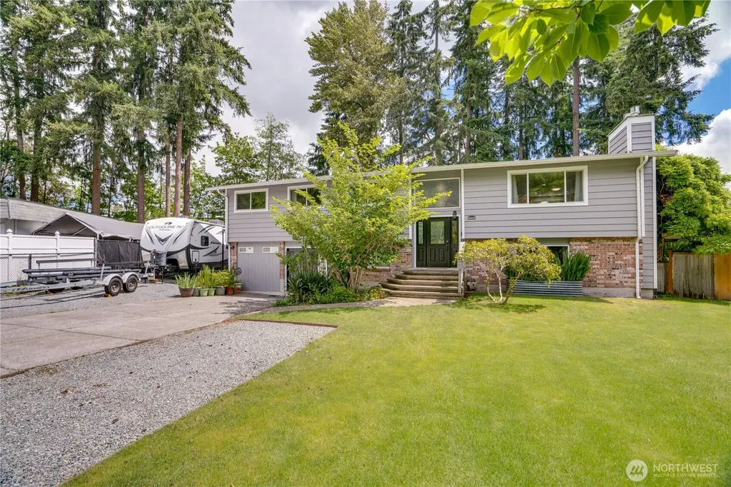 19026 63rd Street E Lake Tapps WA 98391