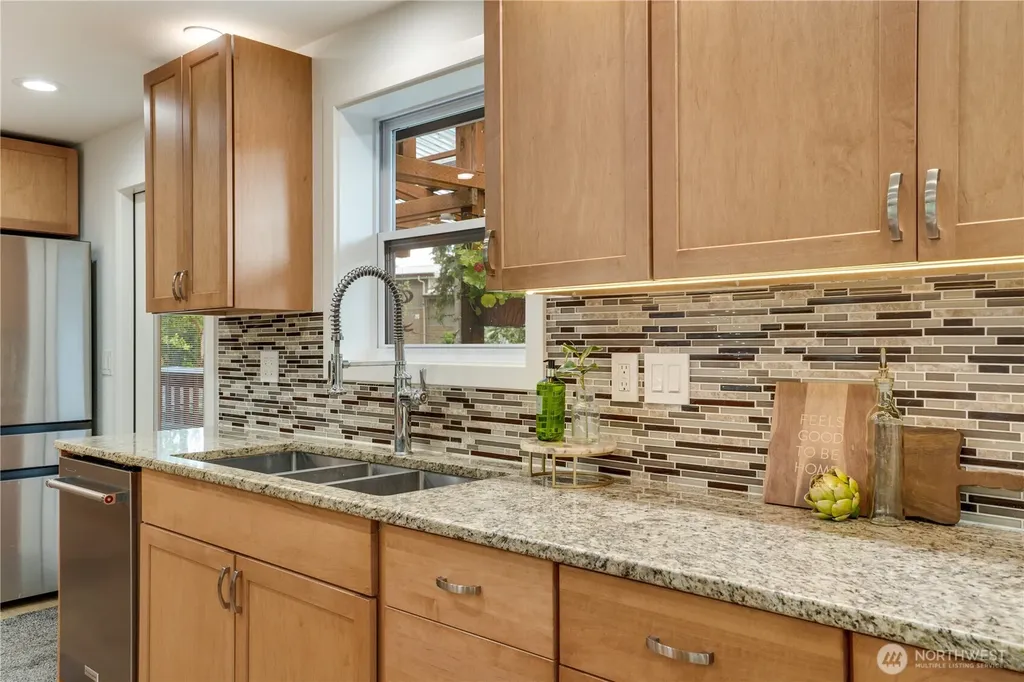 19026 63rd Street E Lake Tapps WA 98391