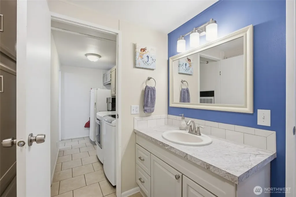 2240 W Broadway Avenue Moses Lake WA 98837