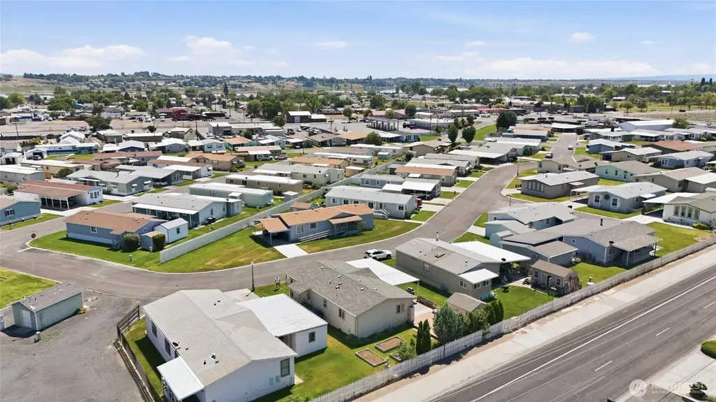 2240 W Broadway Avenue Moses Lake WA 98837