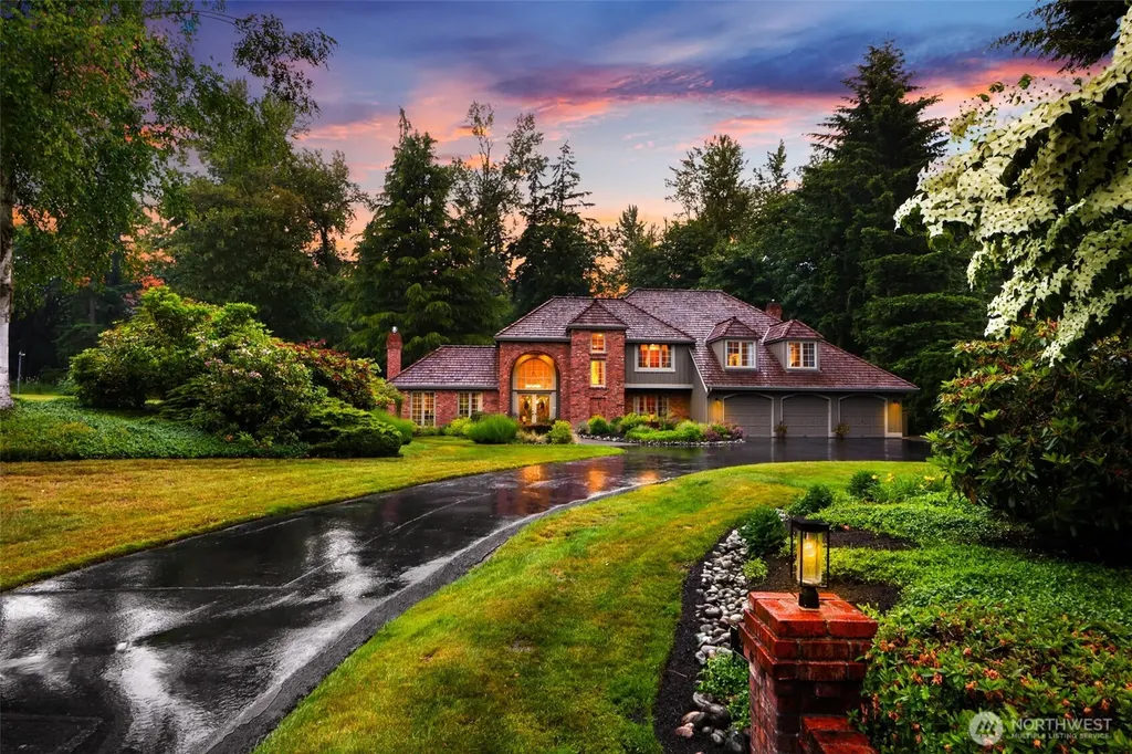 21830 NE 69th Street Redmond WA 98053