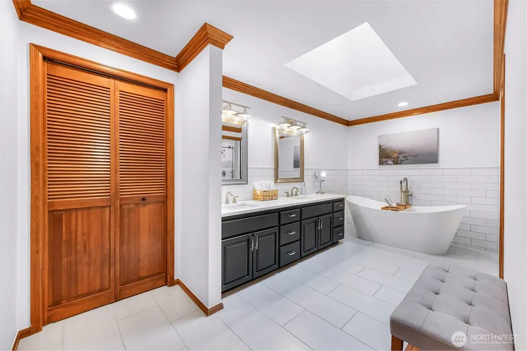 21830 NE 69th Street Redmond WA 98053