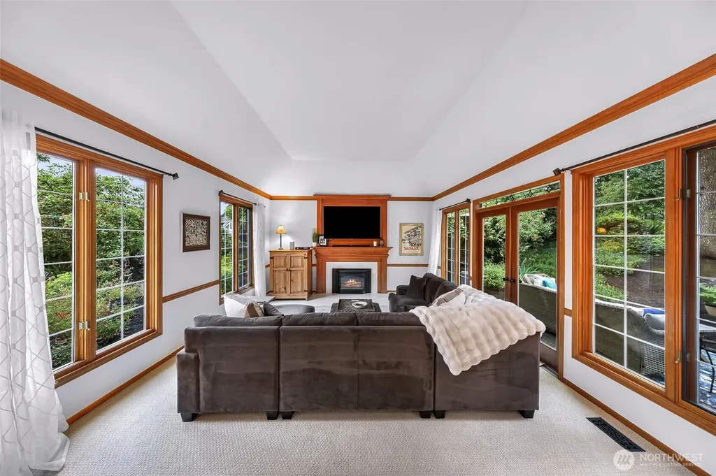 21830 NE 69th Street Redmond WA 98053