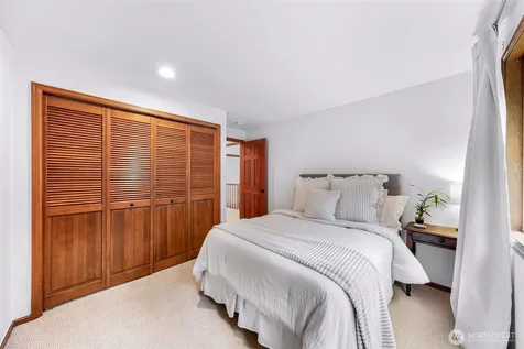 21830 NE 69th Street Redmond WA 98053