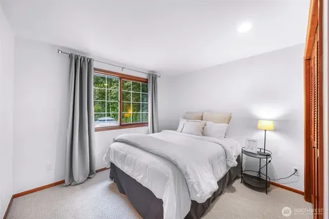21830 NE 69th Street Redmond WA 98053