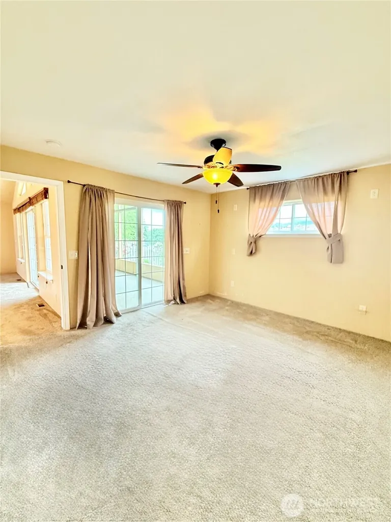 727 Kenwood Street Omak WA 98841