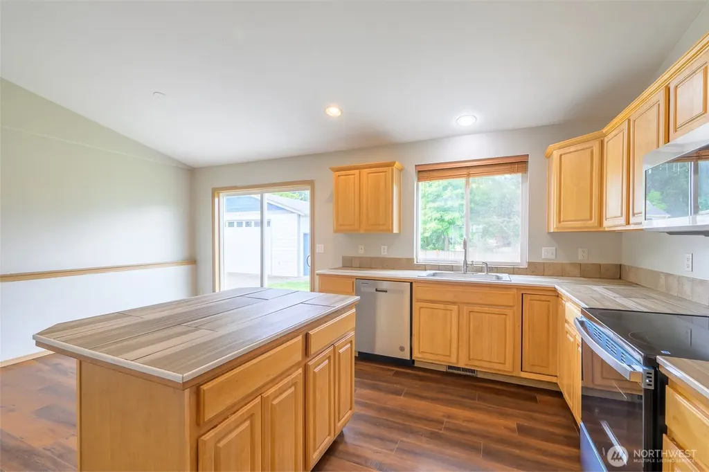 10504 248th Street Ct E Graham WA 98338