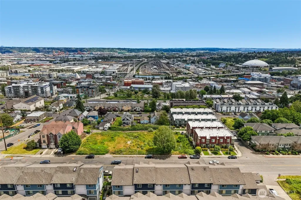 2162 Yakima Avenue Tacoma WA 98405