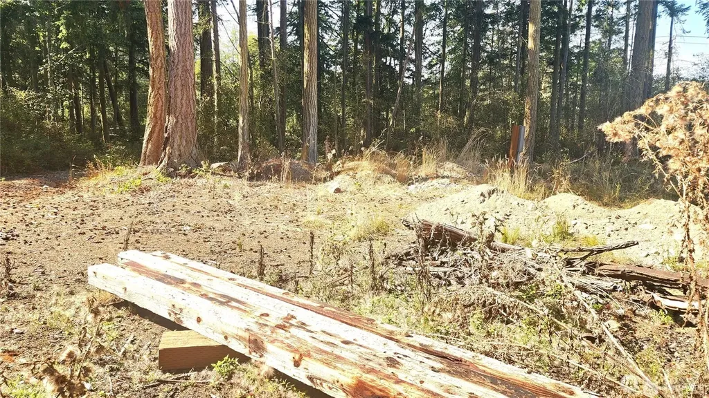 1976 Boon Road Oak Harbor WA 98277