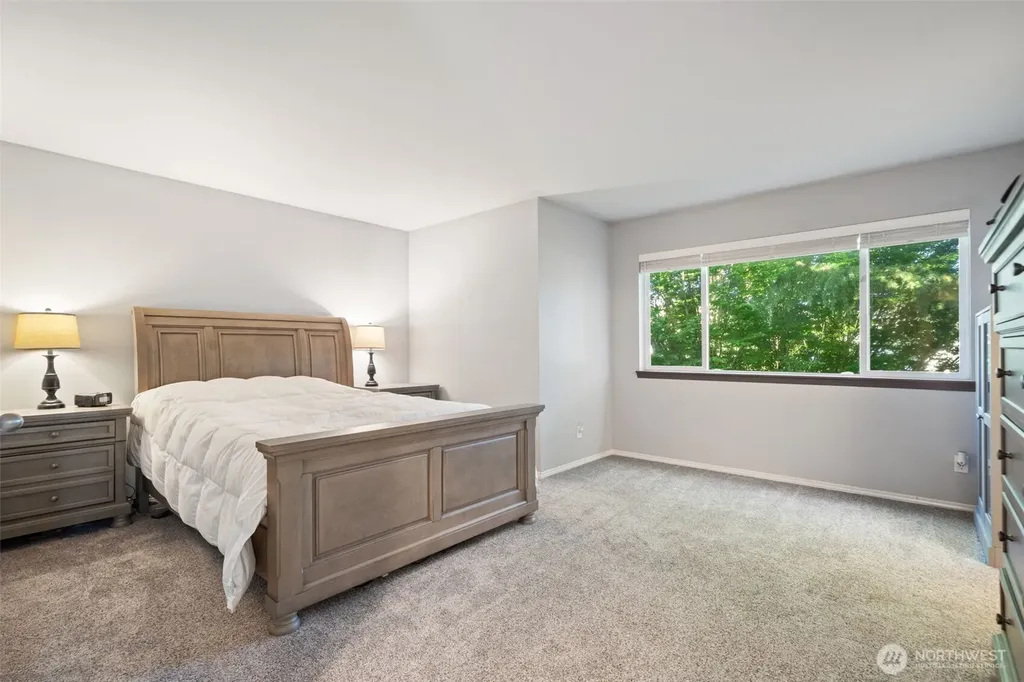 4851 NW Walgren Drive Silverdale WA 98383