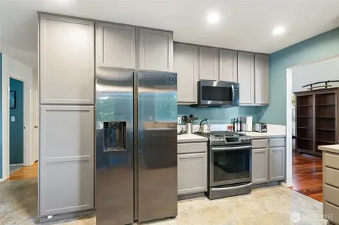 4851 NW Walgren Drive Silverdale WA 98383
