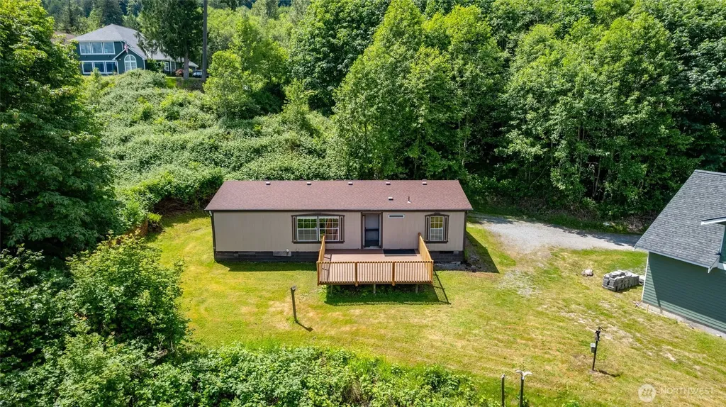 18206 W Big Lake Boulevard Mount Vernon WA 98274