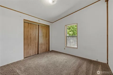 18206 W Big Lake Boulevard Mount Vernon WA 98274