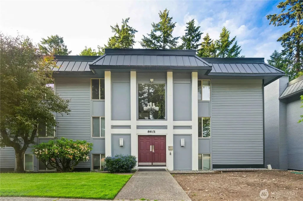 8601 Zircon Drive SW Lakewood WA 98498