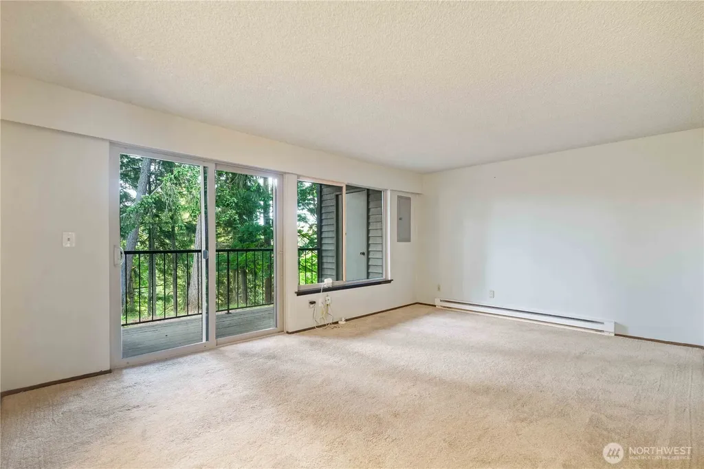 8601 Zircon Drive SW Lakewood WA 98498