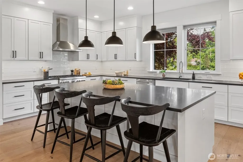12119 12th Avenue NW Seattle WA 98177