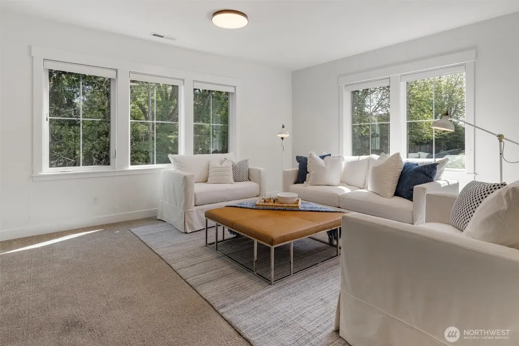12119 12th Avenue NW Seattle WA 98177