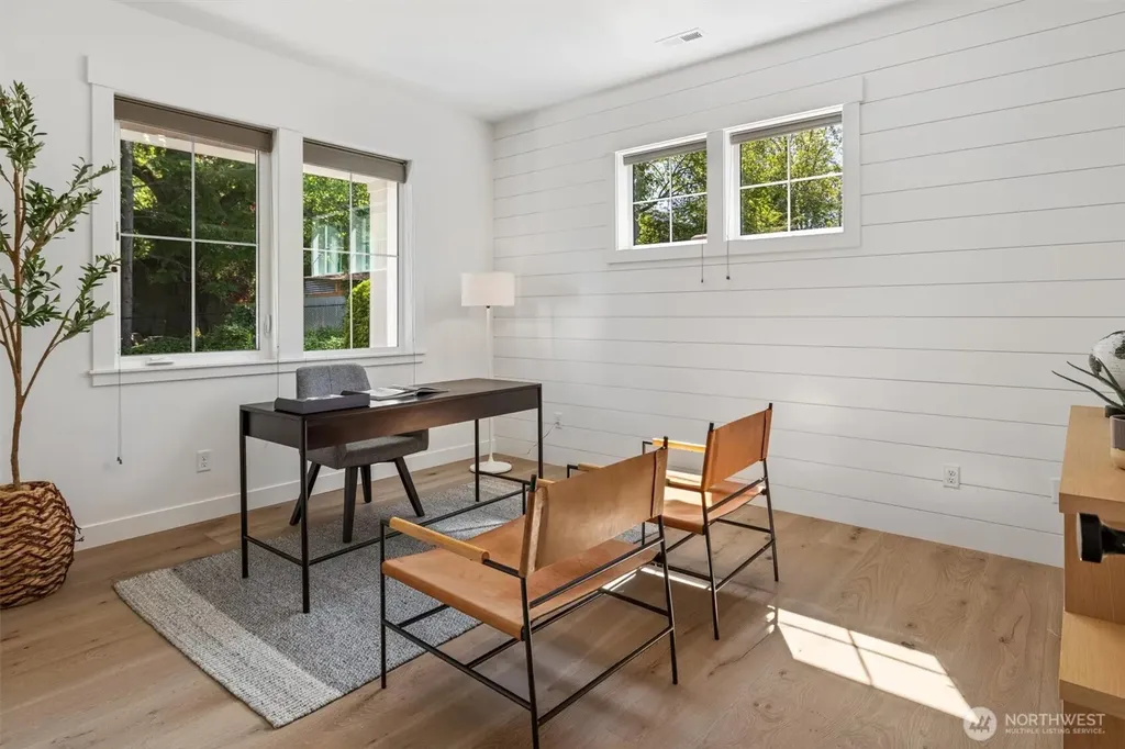 12119 12th Avenue NW Seattle WA 98177