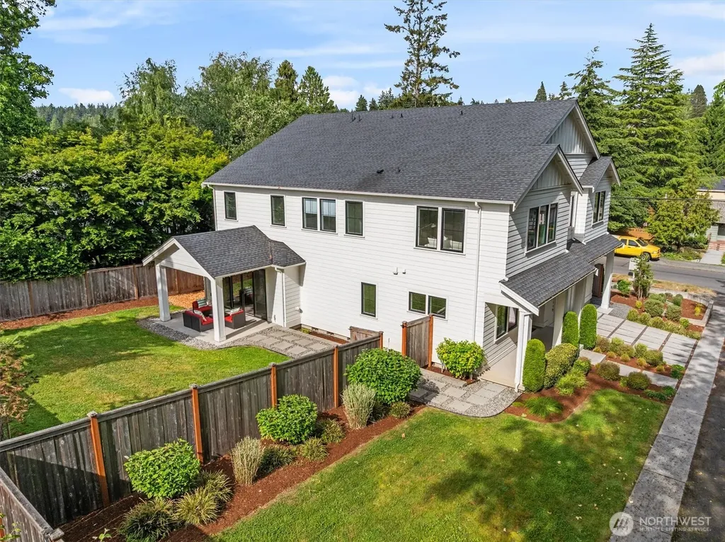 12119 12th Avenue NW Seattle WA 98177