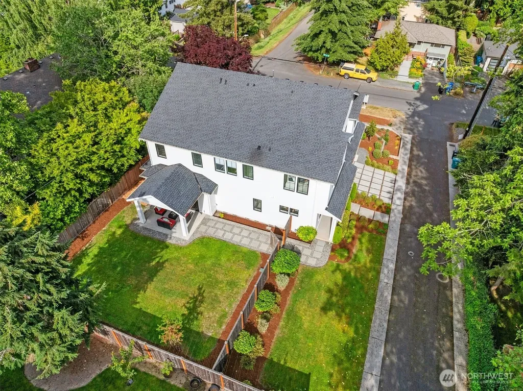 12119 12th Avenue NW Seattle WA 98177
