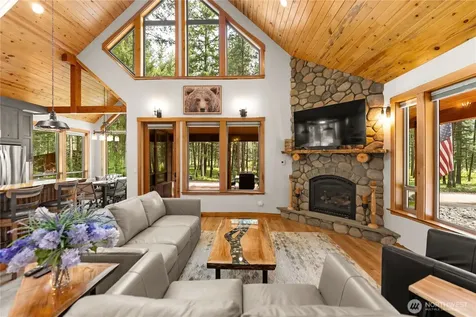 58 Liberty Lane Winthrop WA 98862