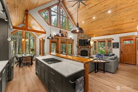58 Liberty Lane Winthrop WA 98862