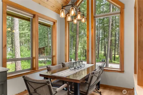 58 Liberty Lane Winthrop WA 98862