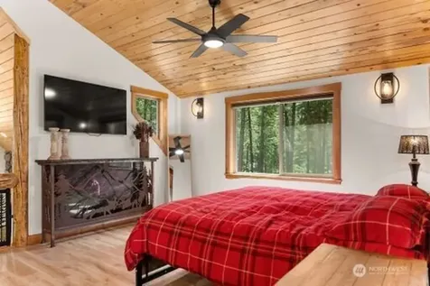 58 Liberty Lane Winthrop WA 98862