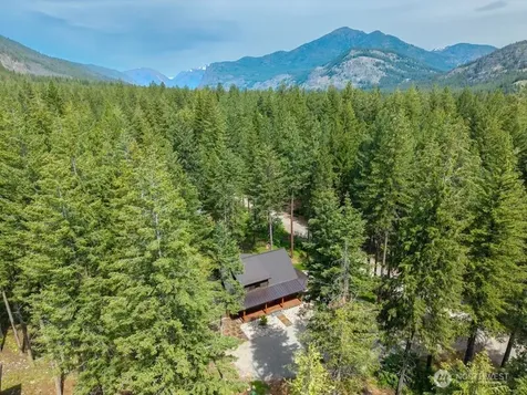 58 Liberty Lane Winthrop WA 98862