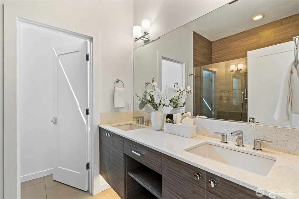 230 26th Avenue E Seattle WA 98112