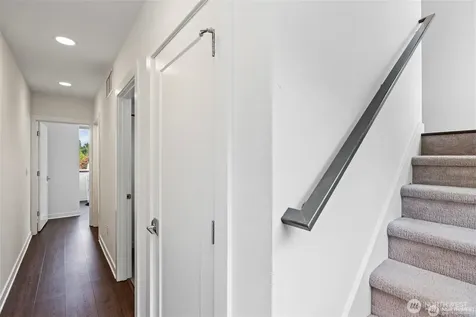 230 26th Avenue E Seattle WA 98112