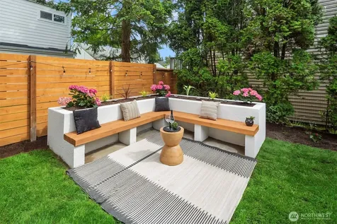 11026 Evanston Avenue N Seattle WA 98133