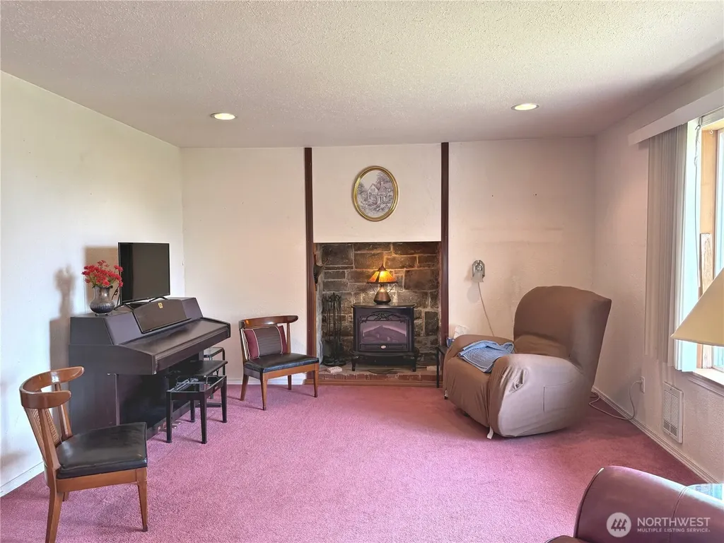 665 Skamokawa Court SE Ocean Shores WA 98569