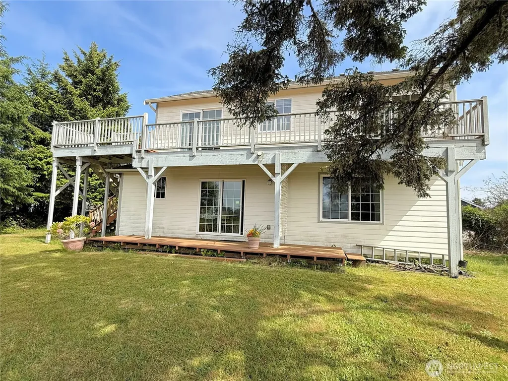 665 Skamokawa Court SE Ocean Shores WA 98569
