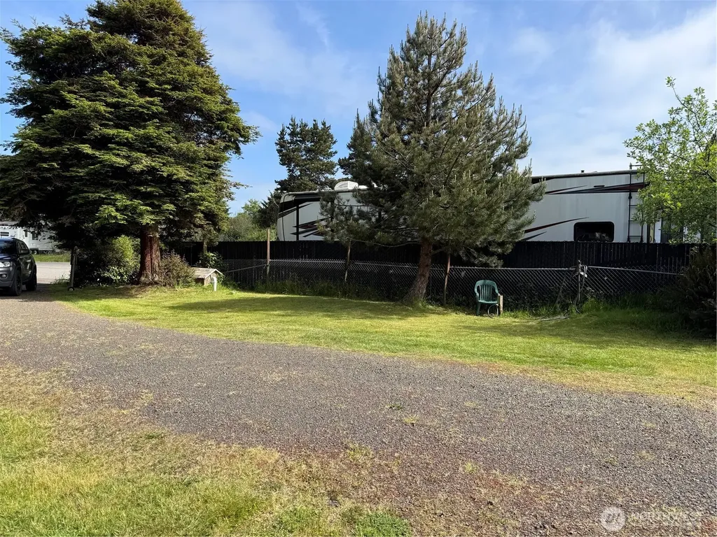 665 Skamokawa Court SE Ocean Shores WA 98569