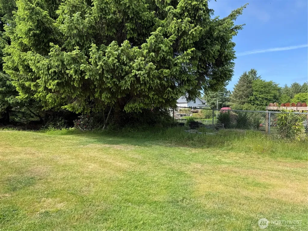 665 Skamokawa Court SE Ocean Shores WA 98569
