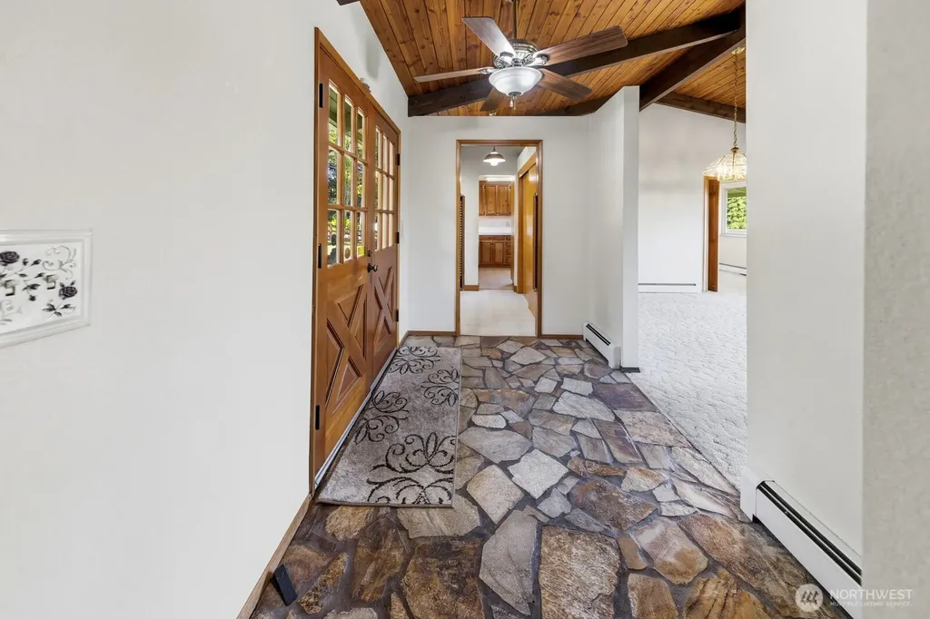 3104 Harts Lake Road S Roy WA 98580