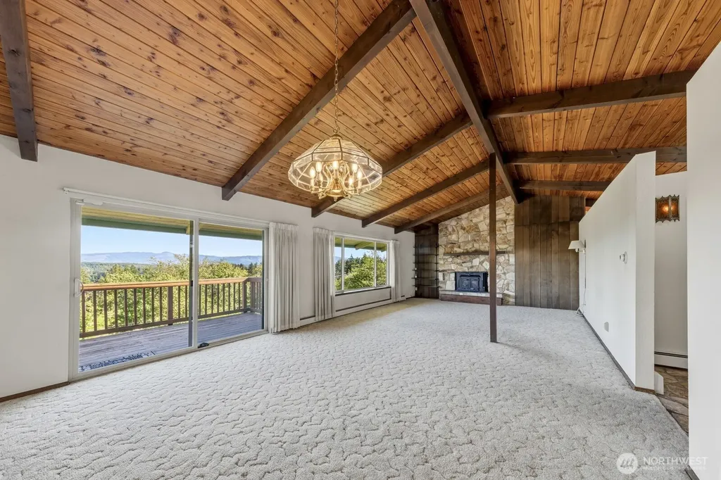 3104 Harts Lake Road S Roy WA 98580